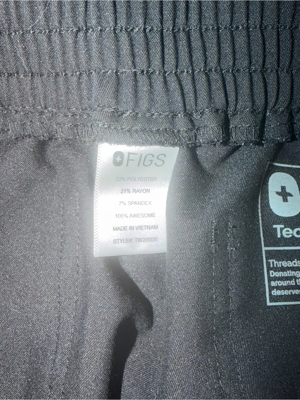 FIGS Black Scrub Pants Size Medium - Picture 6 of 6